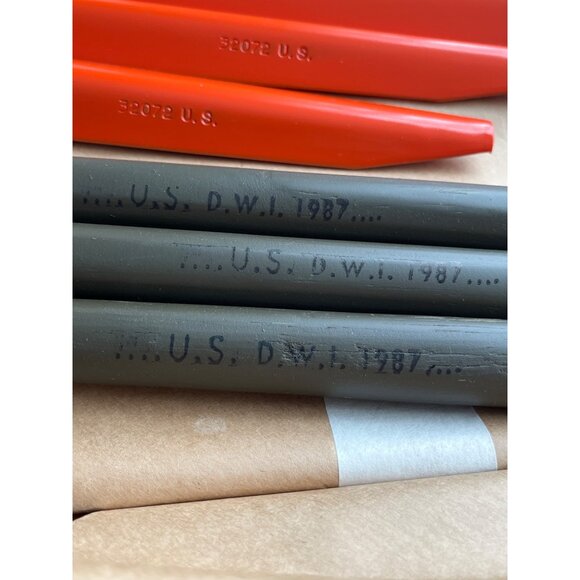 NOS US Military Replacement 1987 Shelter Half Tent 5 Pins 3 Poles Army Militaria - Picture 3 of 6